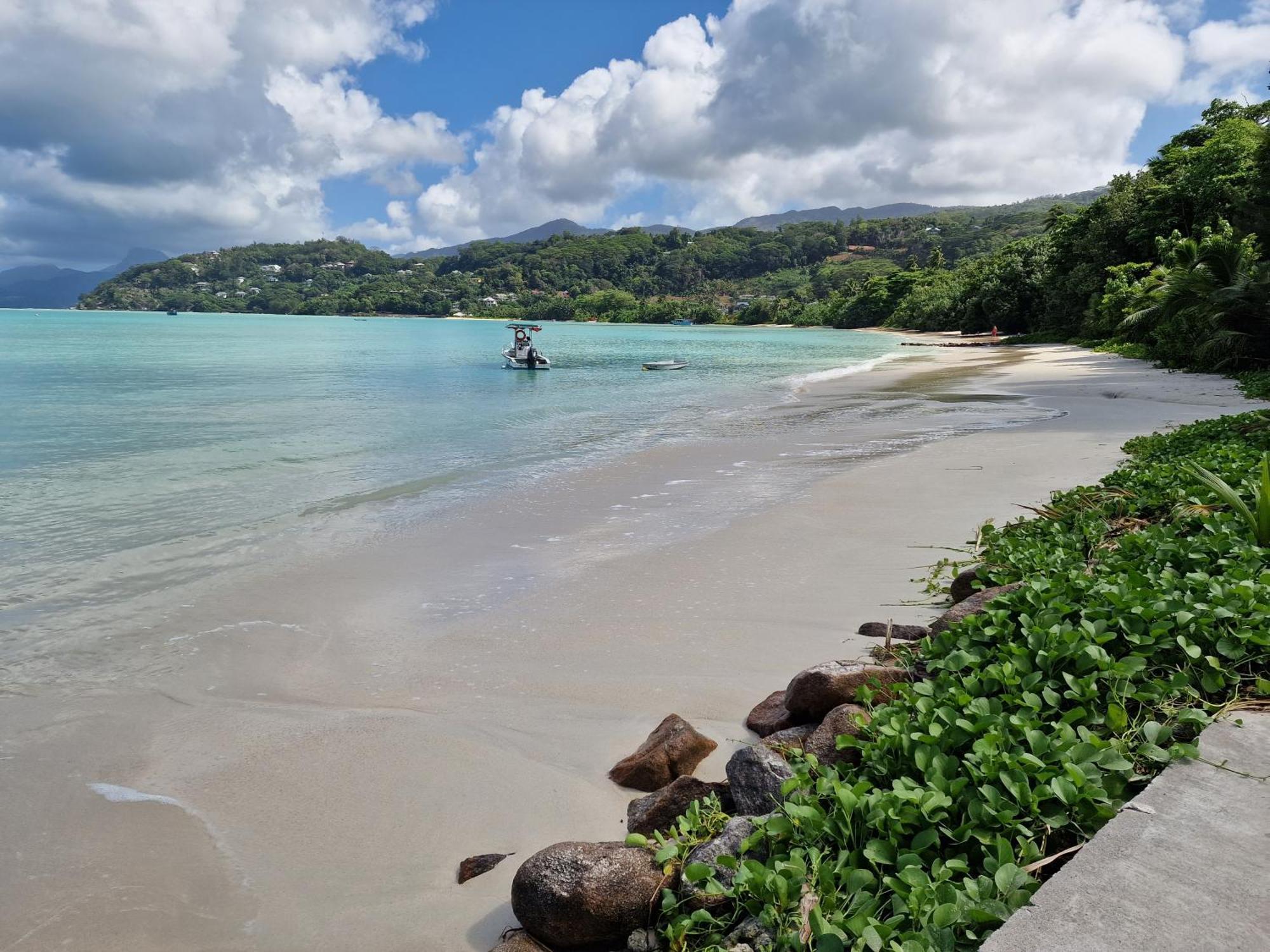 A Peace In Paradise Anse Royale Exterior photo